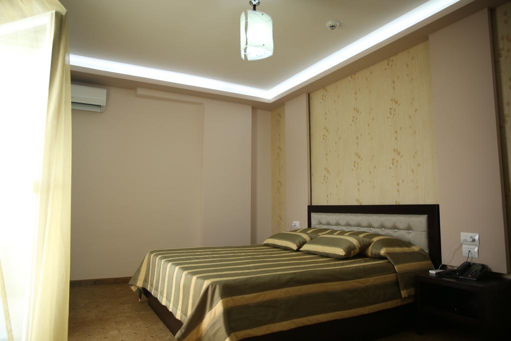 Hotel Pogradeci Szoba fotó