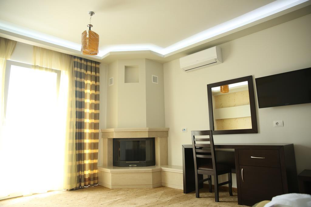 Hotel Pogradeci Szoba fotó