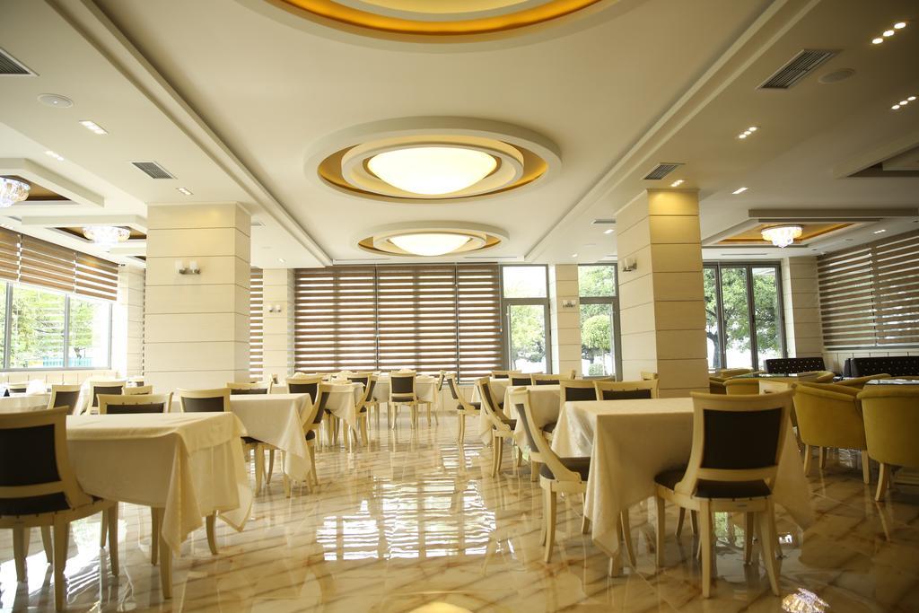 Hotel Pogradeci Kültér fotó