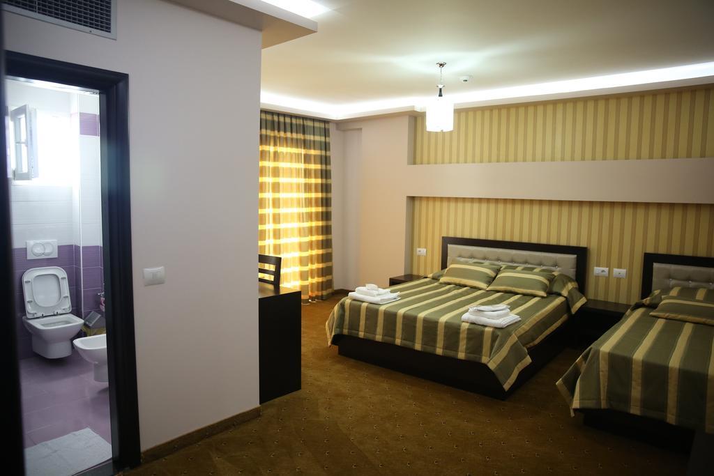 Hotel Pogradeci Szoba fotó